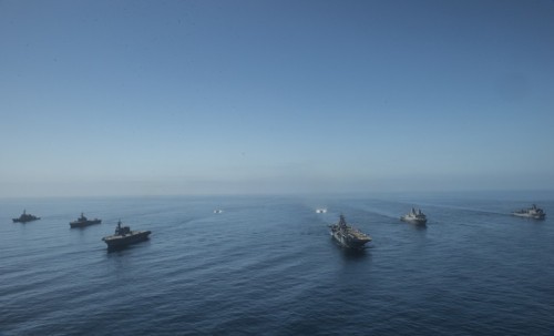 Hạm đội liên hợp Hải quân Nhật-Mỹ di chuyển trên biển (ảnh tư liệu minh họa)