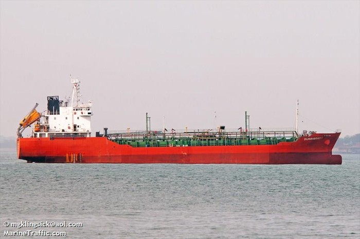 Tàu Sunrise 689 của VN bị cướp biển khống chế, lấy đi hơn 1 ngàn tấn dầu trị giá 30 tỷ VNĐ (ảnh minh họa)