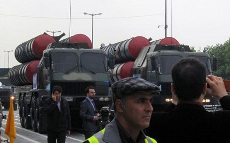 Iran cho triển khai hệ thống tên lửa Bavar 373