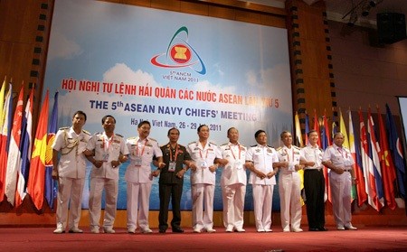 Hình ảnh Tư lệnh Hải quân các nước ASEAN tham dự hội nghị