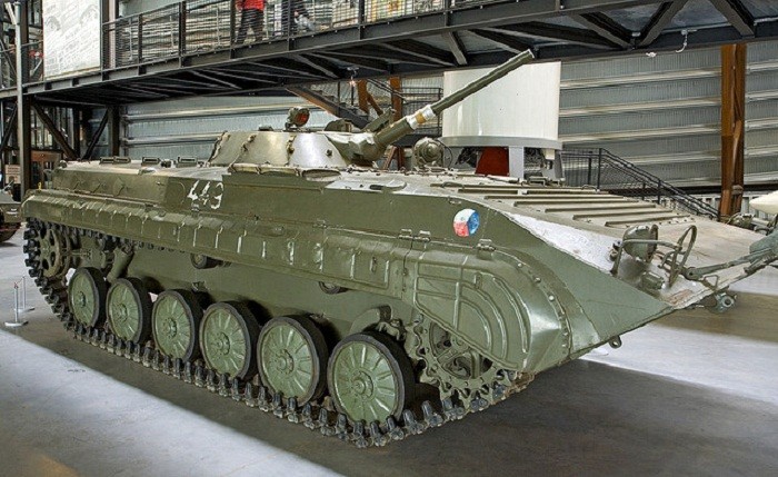 Xe thiết giáp BMP-1 là dòng xe chiến đâu bộ binh do Liên Xô thiết kế và được trang bị với số lượng lớn trong quân đội Iran (210 chiếc).