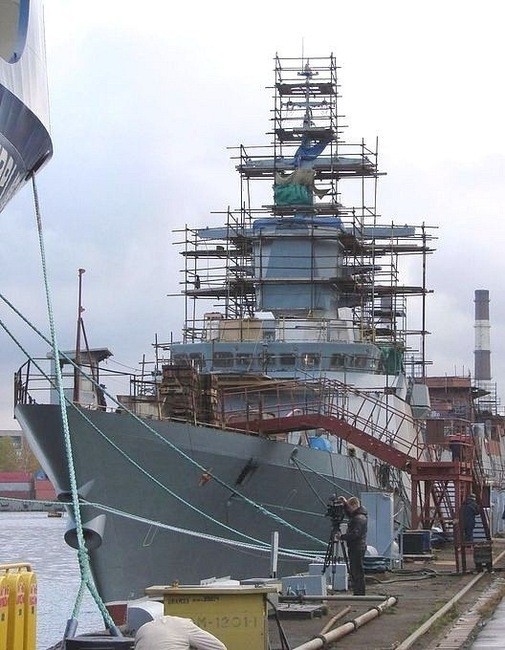 Chiến hạm Stoiky sử dụng công nghệ tàng hình (2013)