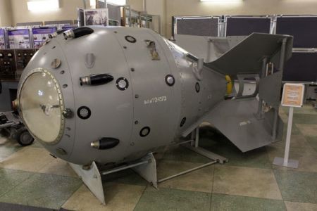 Quả bom nguyên tử đầu tiên của Liên Xô RDS-1. Tuy nhiên nó không được đưa vào trang bị cho quân đội.