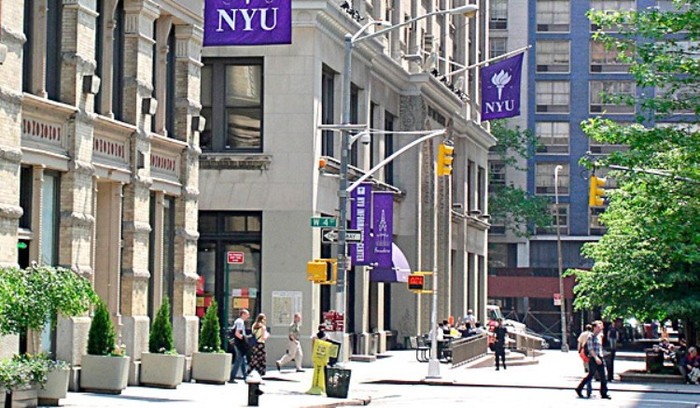 34. New York University Đại học New York (NYU) là một trường đại học nghiên cứu tư nhân có trụ sở tại thành phố New York, Mỹ. Được thành lập năm 1831, Đại học NewYork một tổ chức tư nhân lớn mạnh và là tổ chức phi lợi nhuận của giáo dục đại học ở Hoa Kỳ.