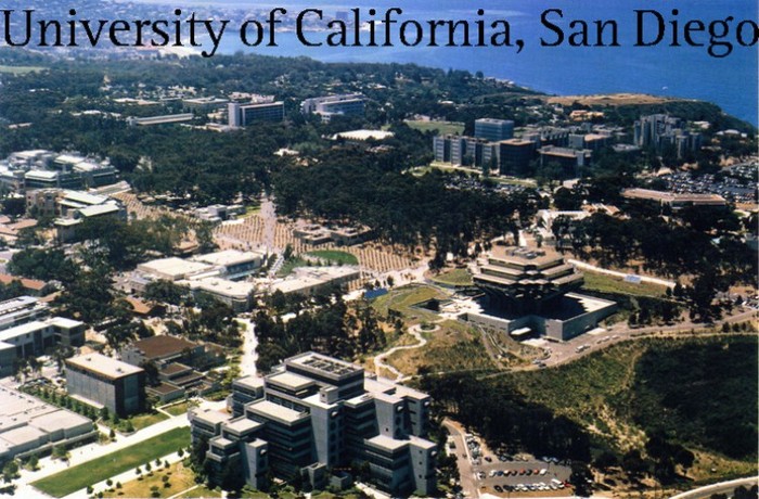 UCSD là một trong những trường đại học hàng đầu tại Hoa Kỳ. Trường có 8 giảng viên đoạt Giải Nobel và được tạp chí Newsweek xếp hạng là trường đại học khoa học "được ưa chuộng nhất". Tọa lạc tại một vùng rộng trên 5 km vuông nhìn ra Thái Bình Dương, UCSD nằm ở "Thành phố Đẹp nhất nước Mỹ", được biết đến với khí hậu ôn hòa, an ninh đảm bảo, phong cảnh thiên nhiên xinh đẹp, địa điểm du lịch hấp dẫn và một môi trường nghiên cứu kinh doanh tuyệt vời.