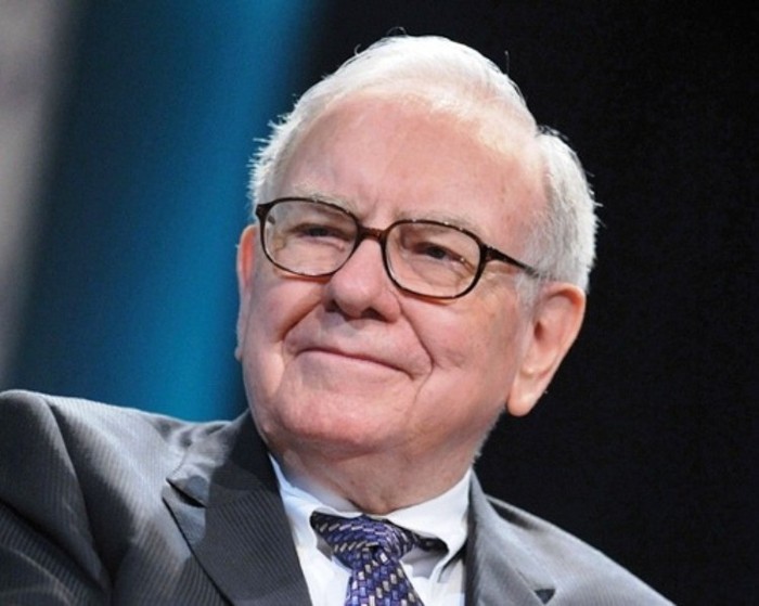 Warren Buffett Warren Buffett chưa bao giờ có ý định đi học Đại học. Sau khi tốt nghiệp cấp ba, ông đã kiếm được số tiền lương từ công việc giao báo. Tuy nhiên, bố của Buffett đã khuyến khích ông theo học Wharton Business School thuộc University of Pennsylvania.