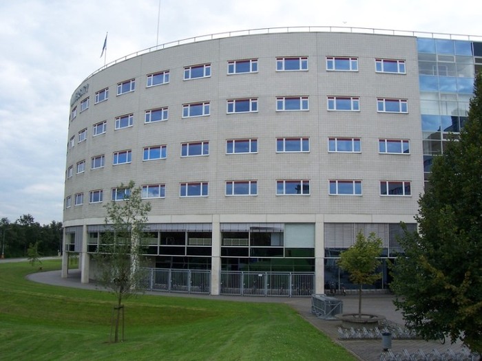 19. Maastricht University, Netherlands - 1976