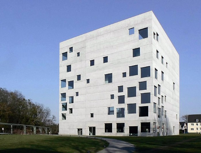 Essen, Zollverein School of Management and Design