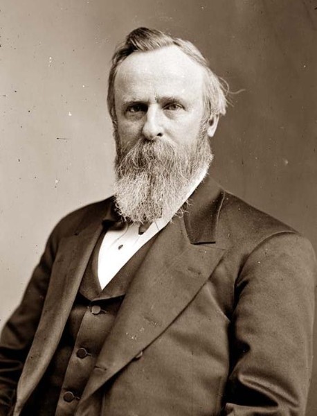 Vị Tổng thống thứ ba trong danh mục sinh viên Harvard là vị Tổng thống thứ 19 của đất nước Hoa Kỳ: Rutherford B.Hayes, giữ chức Tổng thống từ năm 1877 đến 1881.