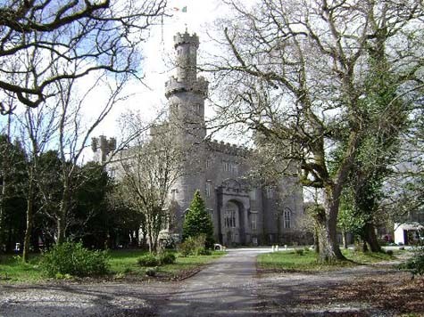 Lâu đài ở vùng Tullamore