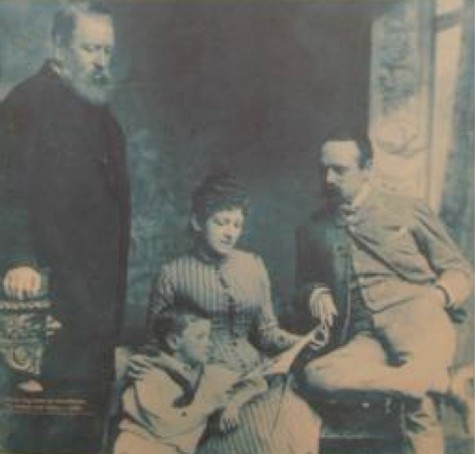 James Joyce, ông ngoại, mẹ và cha của ông năm 1888