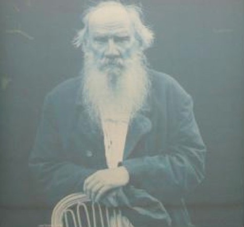 Leo Tolstoy năm 1908, người có ảnh hưởng tới các tác phẩm của James Joyce