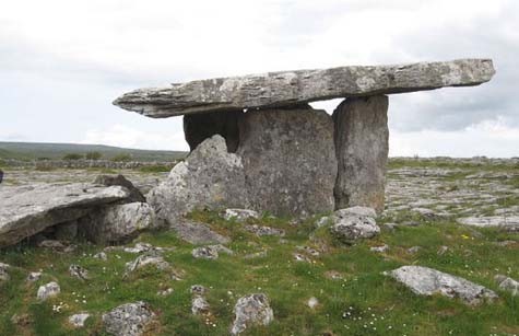 Lăng mộ mái vòm Poulnabrone