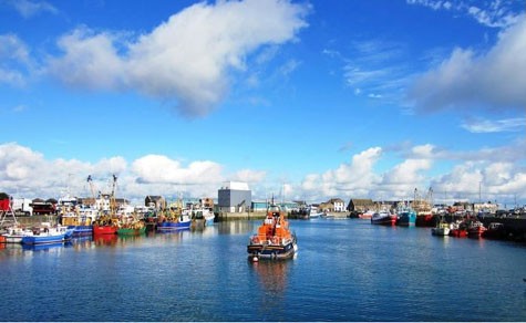 Cảng Howth ngày 17/08/2012, cách trung tâm Dublin 15km về phía Bắc (ảnh Mai Phương, sinh viên marketing tại Trường Quản trị Kinh doanh Smurfit) THAM GIA CUỘC THI TÌM HIỂU IRELAND ĐỂ NHẬN GIẢI THƯỞNG LỚN