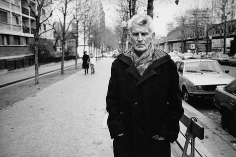 Samuel Beckett trên đường St Jacques, Paris năm 1985