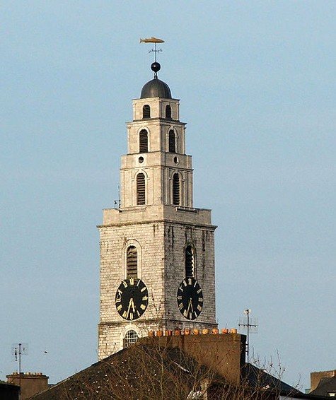 Tháp chuông tại nhà thờ thánh Anne
