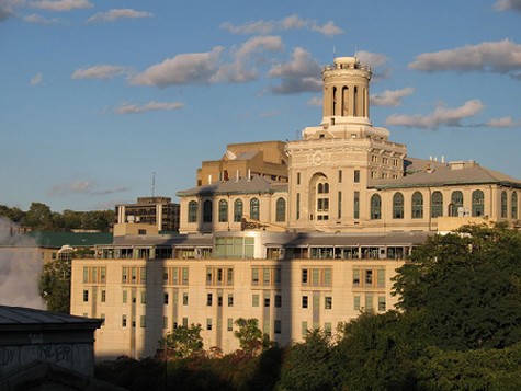 6. Carnegie Mellon University (Pennsylvania, Mỹ) Được coi là một trong những trường hàng đầu thế giới về lĩnh vực nghiên cứu, đại học Carnegie Mellon cũng nằm trong số các trường “đắt đỏ” nhất thế giới, với mức phí 40.000 USD/năm.