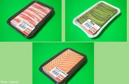 Để tránh cảm giác căng thẳng trong lớp học, học sinh Nhật Bản đã nghĩ ra ý tưởng sử dụng những cuốn vở có bìa in các món ăn hấp dẫn như thịt, cá , rau,...