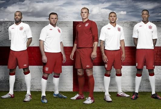 Bộ trang phục mới của đội tuyển Anh tại Euro 2012