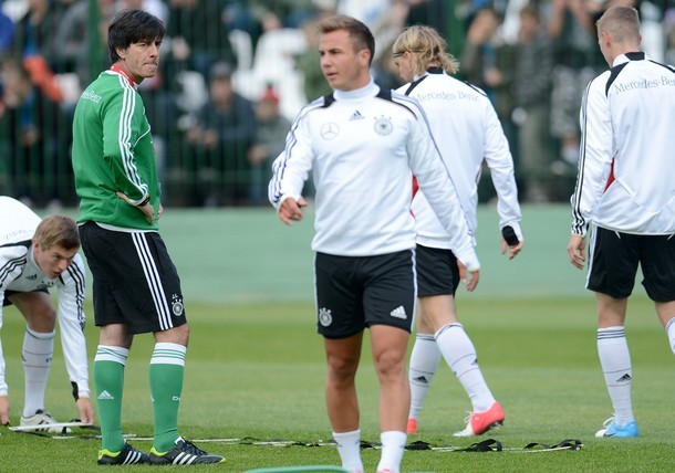 Đức sẽ có trận đấu mở màn EURO 2012 đầy khó khăn trước Bồ Đào Nha vào rạng sáng ngày 9/6 tới.