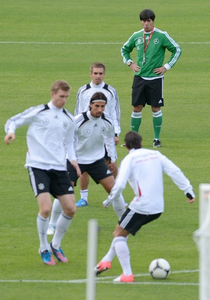 Buổi tập đầu tiên của đội tuyển Đức tại Ba Lan ảnh 9