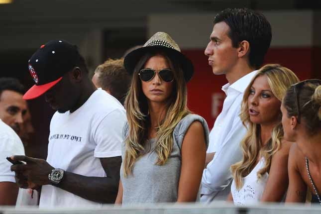 Siêu mẫu Melissa Satta thường xuyên có mặt trên khán đài trong những trận đấu của AC Milan để xem Boateng thi đấu.