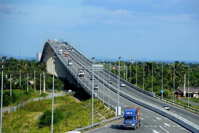 Cầu Long Thành trên cao tốc Long Thành - Dầu Giây. Ảnh: TTXVN.