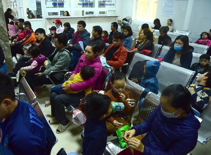 Nghi vấn con em mình bị nhiễm sán từ thịt lợn ở huyện Thuận Thành đã dẫn đến một cuộc xét nghiệm sán lớn nhất cả nước từ trước đến nay. Ảnh: Giang Huy.