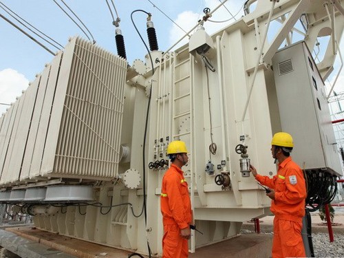 Ngoài ra, hoàn thành chuyển đổi các trạm biến áp 220 kV sang vận hành theo tiêu chí không người trực theo kế hoạch Tập đoàn Điện lực Việt Nam giao.