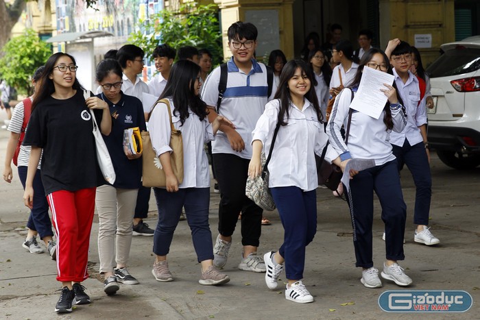 Đến thời điểm hiện tại, theo con số thống kê của BHXH Việt Nam, có 18.117.769 học sinh, sinh viên đang tham gia BHYT. Ảnh minh họa: Tùng Dương.