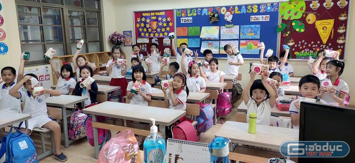 Tiết học cùng tìm hiểu về Covid - 19 của học sinh lớp 2Q2 Trường Tiểu học Đoàn Thị Điểm, Hà Nội. Ảnh minh họa chụp năm 2020.