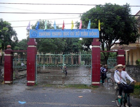 Trường THCS Tiên Động, Tứ Kỳ, nơi xảy ra sự việc đau lòng. Ảnh: Ngọc Khánh