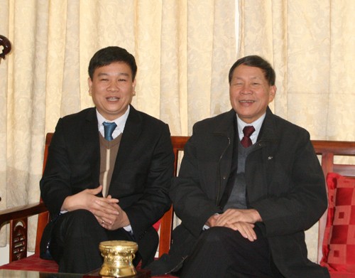 Tổng Biên tập Báo GDVN chúc tết Thượng tướng Nguyễn Văn Rinh