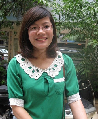 Với điểm học tập toàn khóa 8.71/10.0, Hồng Nhung đỗ thủ khoa tốt nghiệp ngành Sư phạm Ngữ văn Trường ĐH Sư phạm Hà Nội năm 2012.
