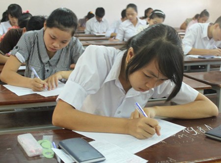 Cơ chế tự chủ "nửa vời" khiến nhiều trường ĐH Việt Nam bị "trói buộc" (ảnh minh họa)