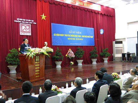 Chủ tịch nước Trương Tấn Sang phát biểu tại lễ kỷ niệm Ngày HS, SV tại ĐH Duy Tân, Đà Nẵng sáng 9/1.