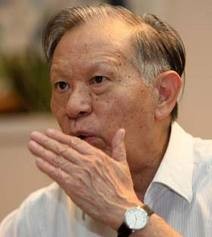GS.TSKH Nguyễn Quang Thái (phó chủ tịch Hội Khoa học kinh tế VN)