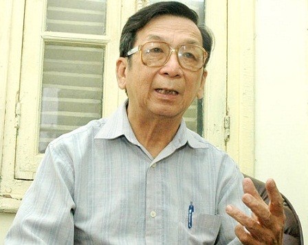 GS. Trần Lâm Biền.