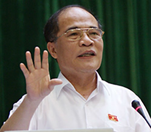 Chủ tịch Quốc hội Nguyễn Sinh Hùng: Đây là việc rất hệ trọng, đồng bào cử tri đang theo dõi và có ý xem Quốc hội làm việc thế nào