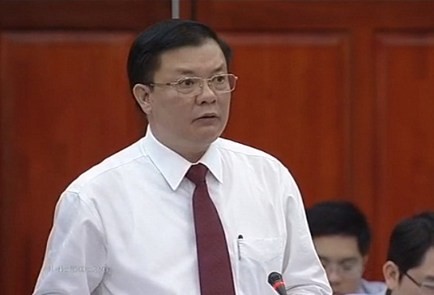 Bộ trưởng Bộ Tài chính - ông Đinh Tiến Dũng, khẳng định: Nợ công Việt Nam trong ngưỡng an toàn.