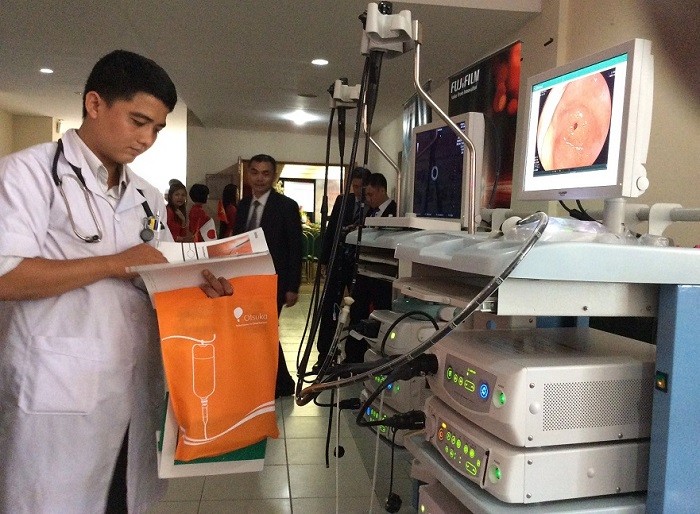Những thiết bị hiện đại tại trung tâm nội soi Bệnh viện Bạch Mai được Nhật Bản tài trợ có giá trị lên tới 1 triệu USD.