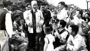 Trong Di chúc, Chủ tịch Hồ Chí Minh căn dặn phải giữ gìn đoàn kết trong Đảng, phải giữ gìn khối đại đoàn kết toàn dân.