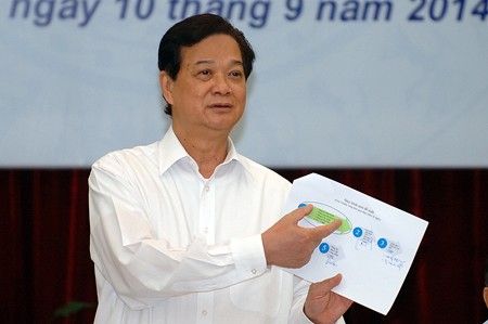 Thủ tướng Nguyễn Tấn Dũng yêu cầu cương quyết cắt bỏ thủ tục hành chính gây khó khăn cho doanh nghiệp ngay trong năm 2014.