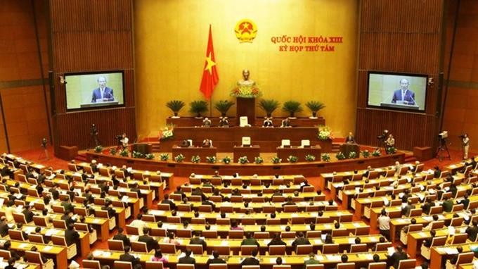 Hôm nay, Quốc hội nghe tờ trình về dự án Luật tài nguyên, môi trường biển và hải đảo, dự án Luật Mặt trận Tổ quốc Việt Nam (sửa đổi) và thảo luận về dự thảo Luật tổ chức Quốc hội (sửa đổi).