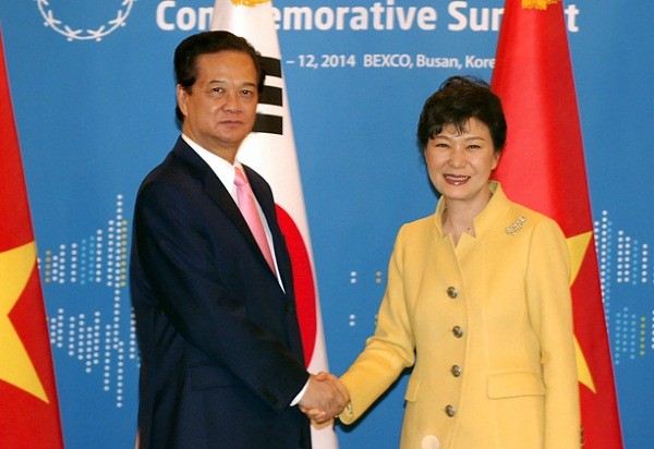 Thủ tướng Nguyễn Tấn Dũng hội đàm với Tổng thống Park Geun-hye. ảnh: VGP.