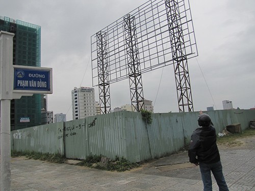 Một khu đất Thanh tra Chính phủ cho rằng có sai phạm ở đường Phạm Văn Đồng (TP Đà Nẵng). ảnh: NLĐ.