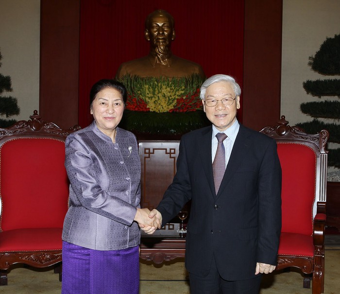 Tổng Bí thư Nguyễn Phú Trọng tiếp Chủ tịch Quốc hội Lào Pany Yathotou. ảnh: TTXVN.