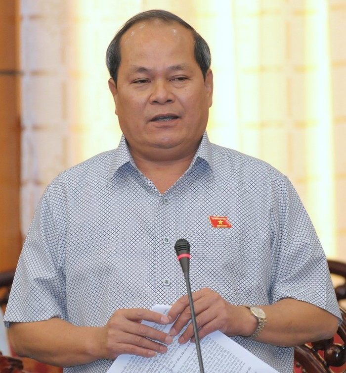 Đại biểu Quốc hội Ngô Văn Minh cho rằng, quy trình thủ tục xây dựng luật có vấn đề. ảnh: TTBC.