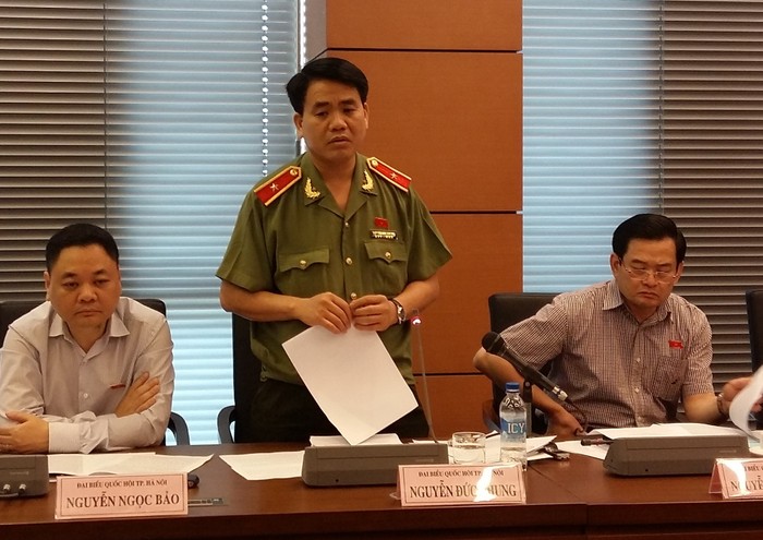 Thiếu tướng Nguyễn Đức Chung phản đối đề xuất bỏ án tử hình cho tội tham nhũng. ảnh: Ngọc Quang.