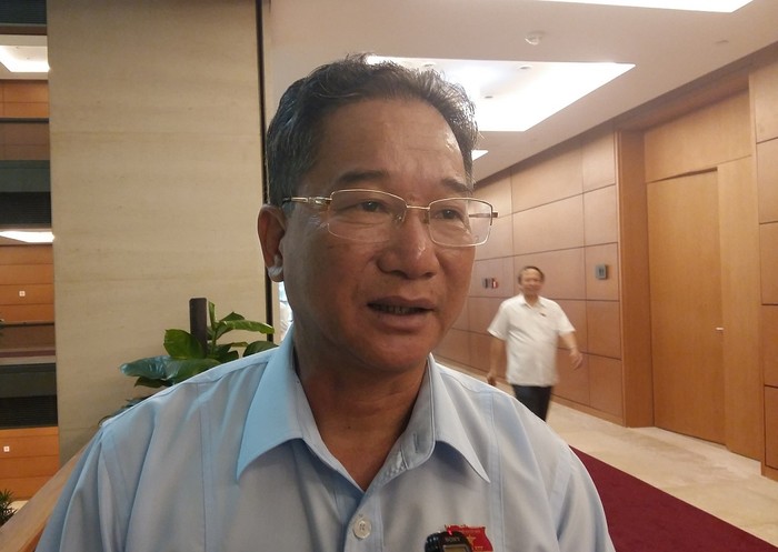 Đại biểu Nguyễn Bá Thuyền nói rằng, Quốc hội mà không ai nói gì thì có vấn đề. ảnh: Ngọc Quang.
